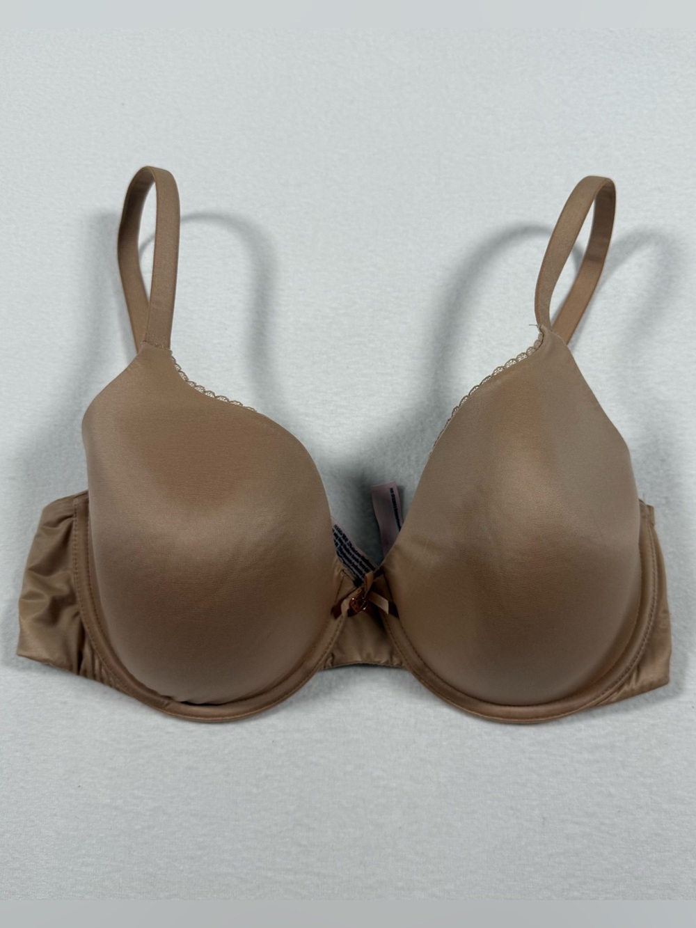 Victoria's Secret body by Victoria Bra 34DD Taupe tan beige